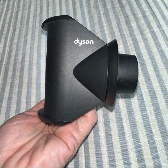 Genuine Dyson Airwrap Attachments Lot w/ Storage Pouch  display picture 1